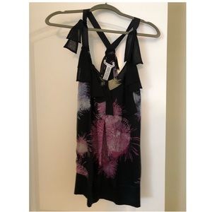 Diane von furstenberg top. like new condition